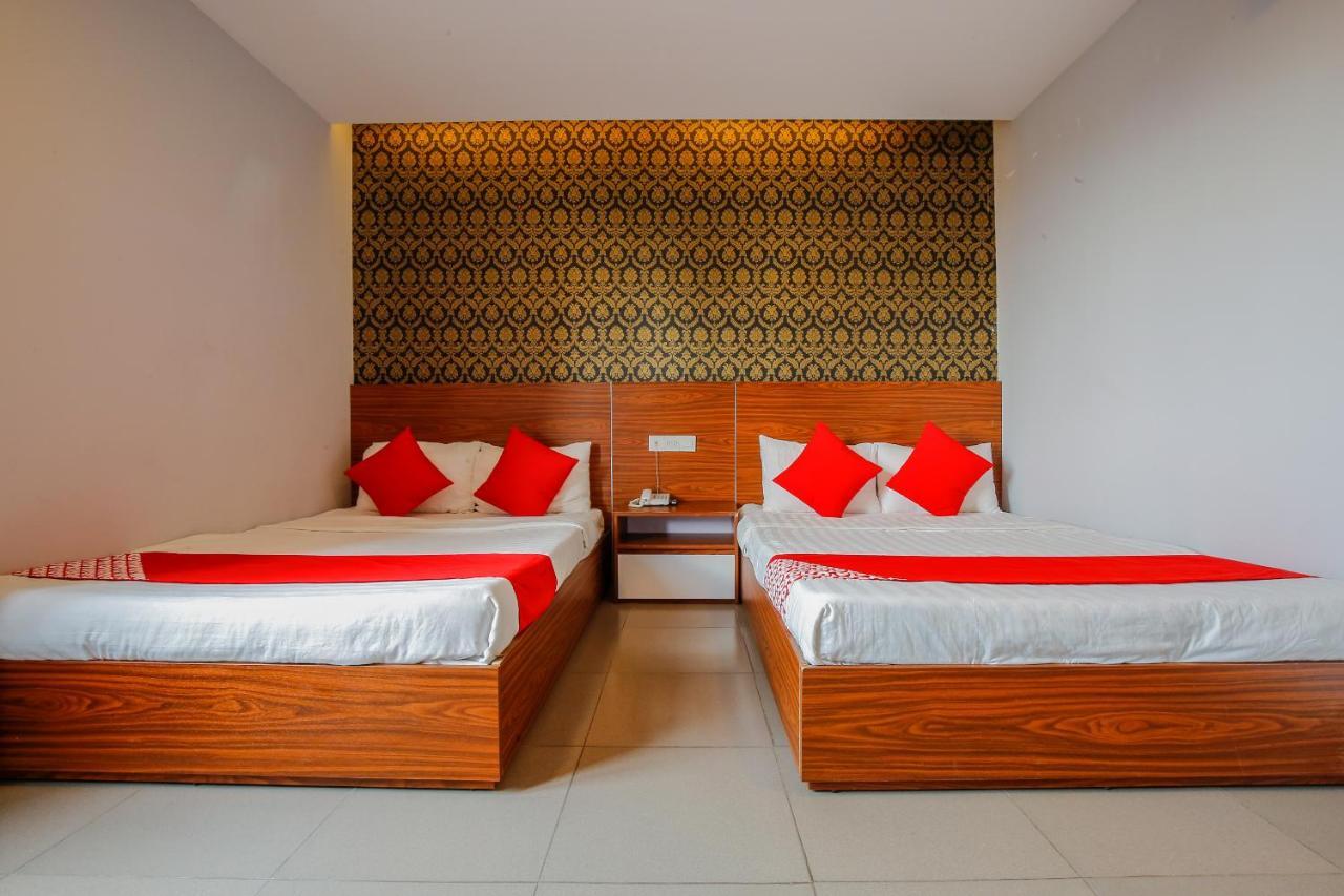 Oyo 491 Truong Sa Hotel Danang Exterior photo